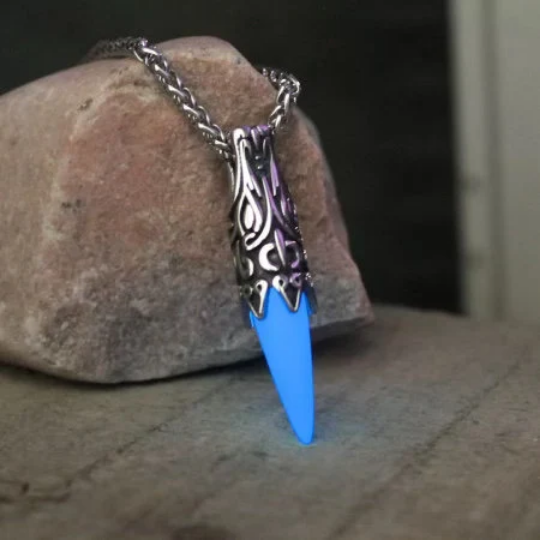 Glow in the Dark Crystal Viking Pointed Necklace, Kida Necklace Atlantis Cosplay Necklace Glow in dark Necklace, Glowing Crystal Pendant