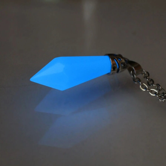 Glow in the Dark Crystal Pointed Necklace, Kida Necklace, Atlantis Cosplay Necklace, Glow in dark Necklace, Glowing Crystal Pendant