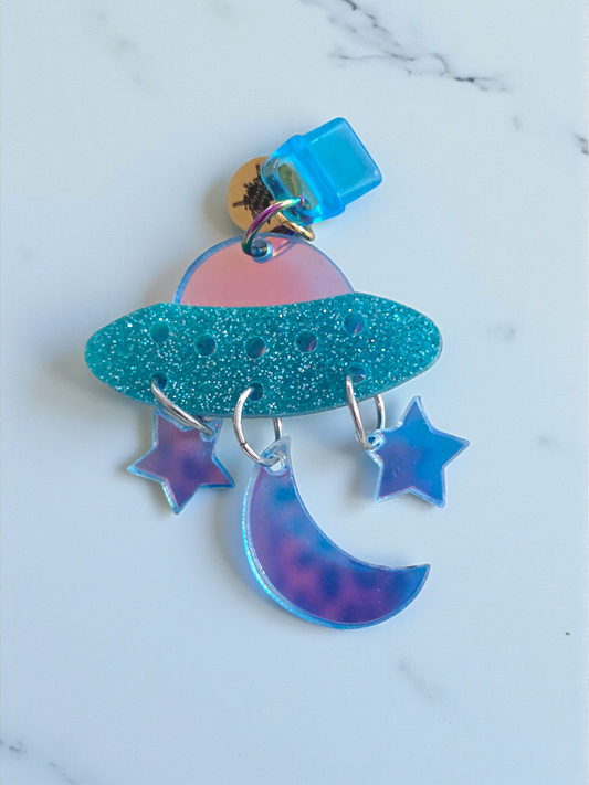 I'm Out Blue UFO Iridescent and Glitter Dust Plug