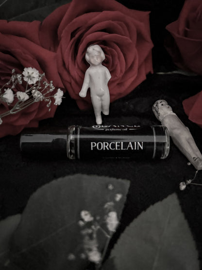 Porcelain (vanilla & walnut )