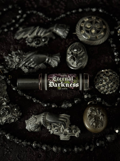 Eternal Darkness (lilac & cream)