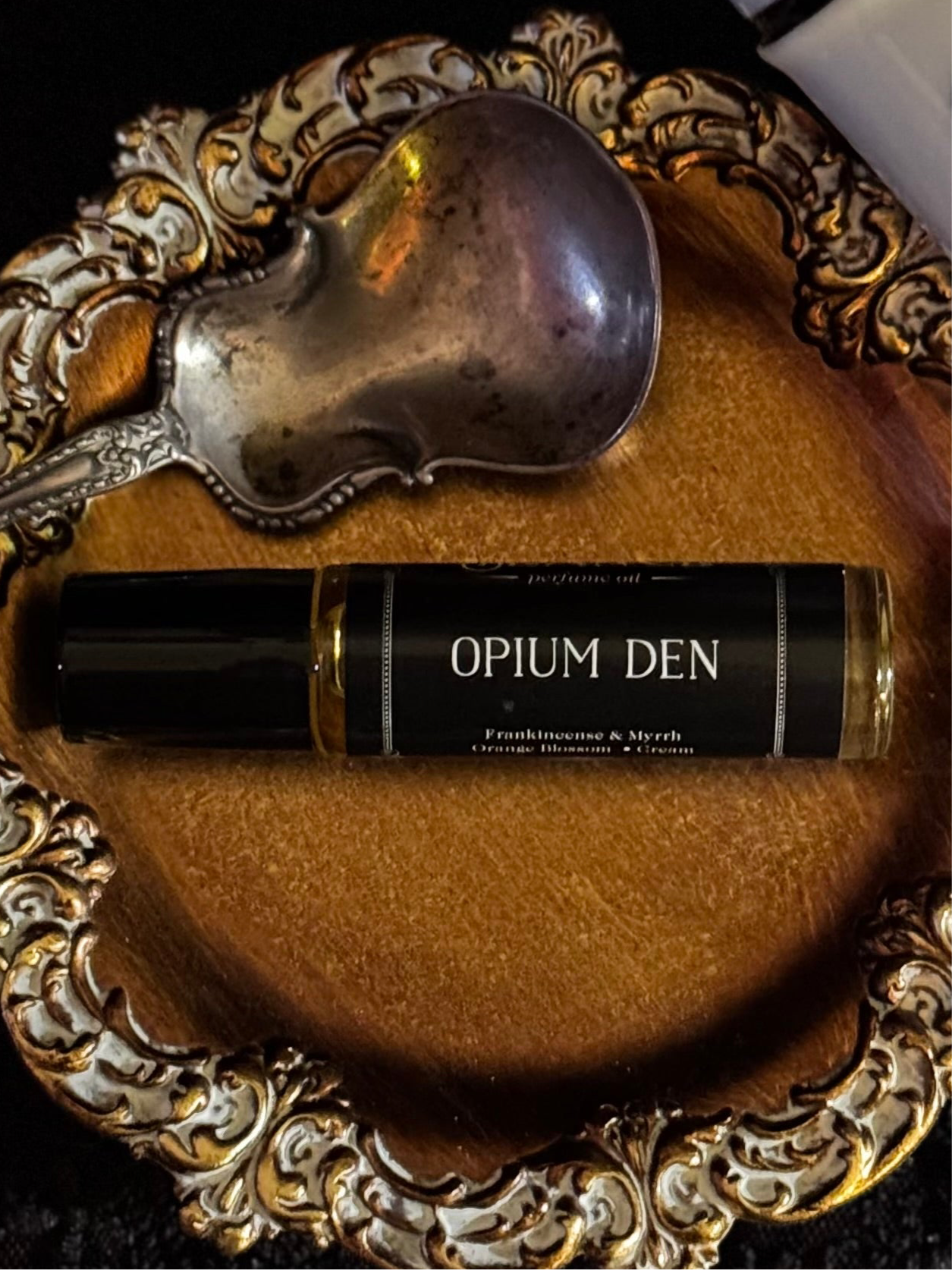 Opium Den (frankincense & orange blossom)