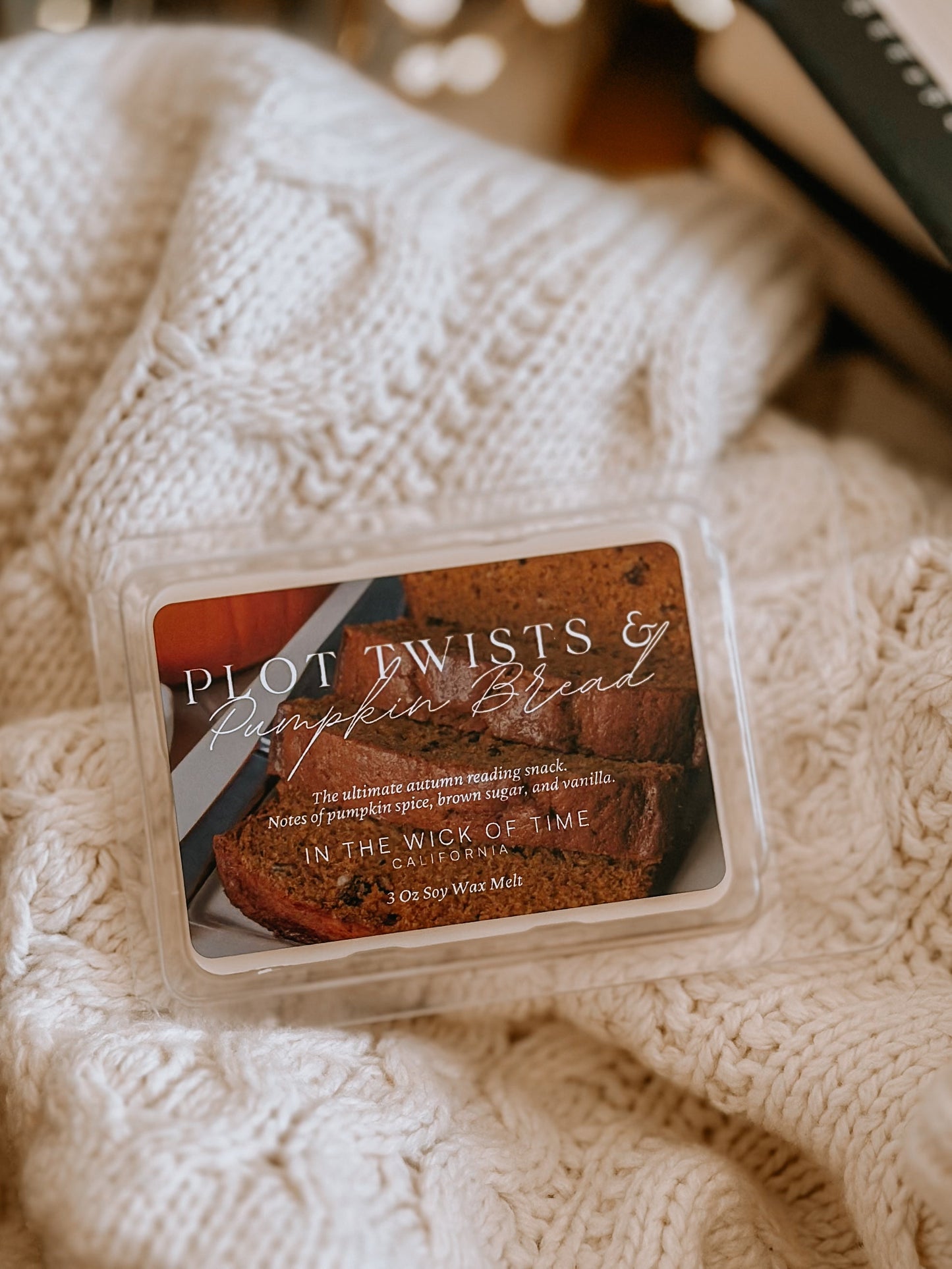 Plot Twists & Pumpkin Bread Wax Melt