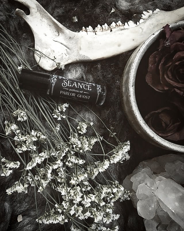 Parlor Ghost (bergamot, black tea, lavender)