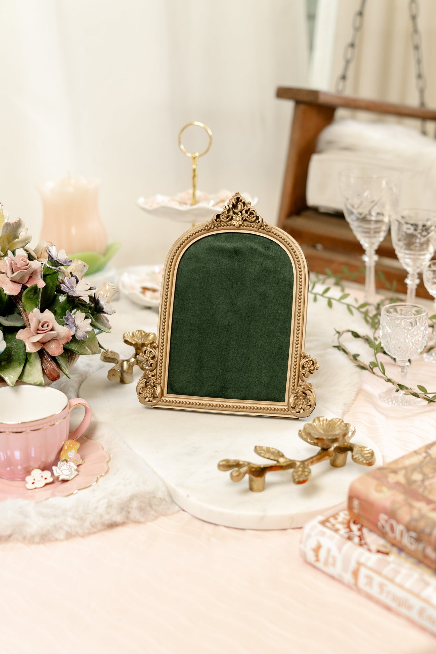 The Gilded Arch Pinboard