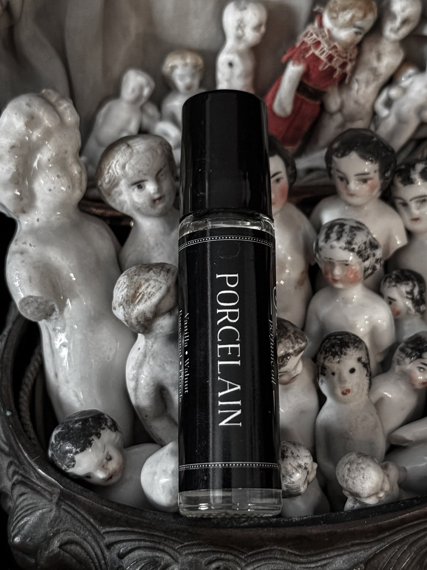 Porcelain (vanilla & walnut )