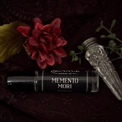 Memento Mori (incense & rose)