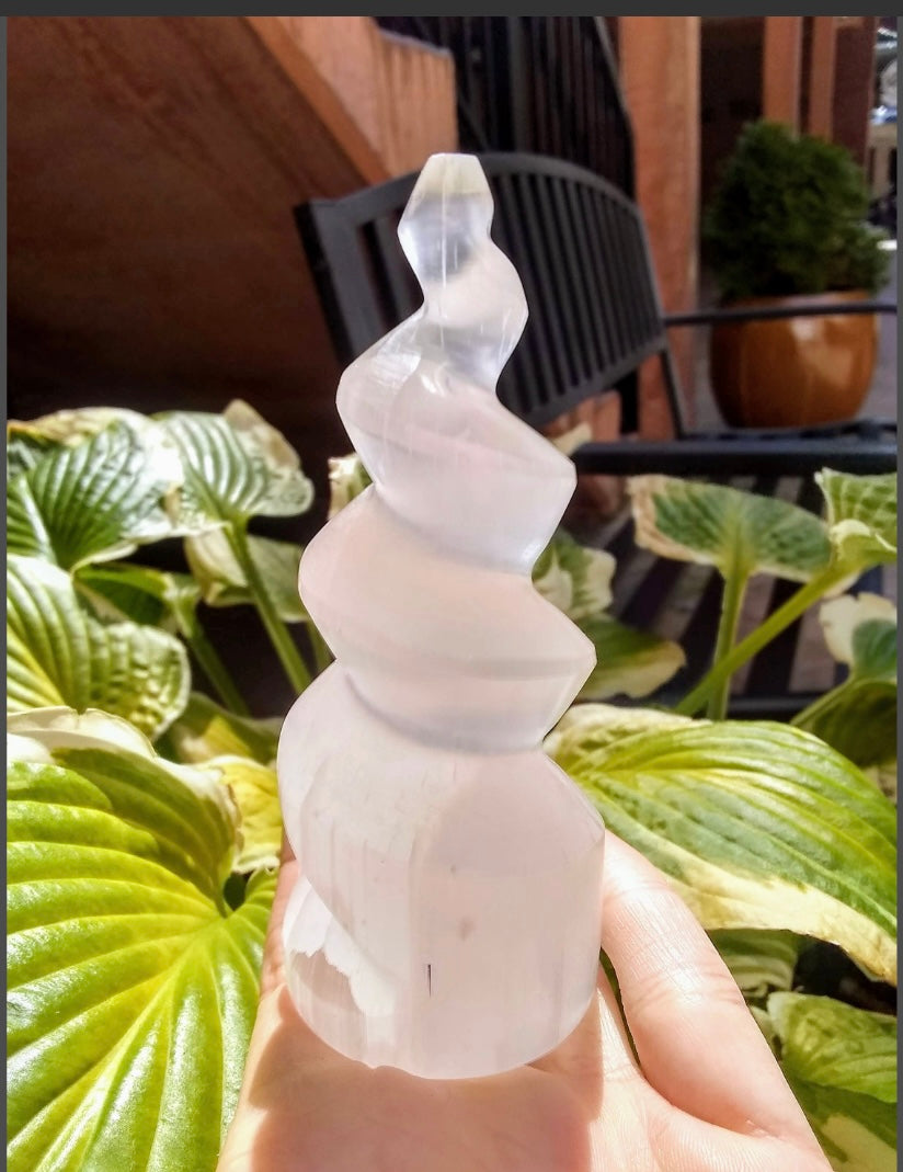 Selenite Spiral Tower 10cm