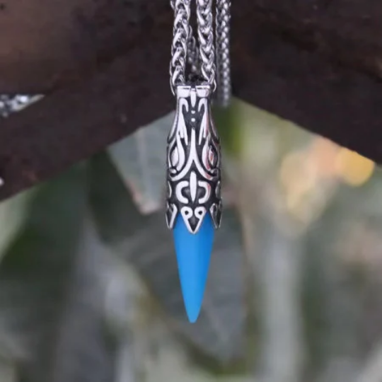Glow in the Dark Crystal Viking Pointed Necklace, Kida Necklace Atlantis Cosplay Necklace Glow in dark Necklace, Glowing Crystal Pendant