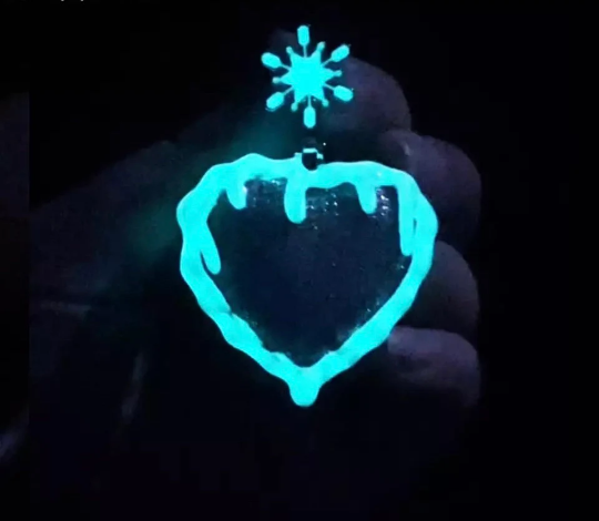 Glow in the Dark Fire and Ice Heart Necklace, Kida Necklace, Atlantis Cosplay Necklace, Glow in dark Necklace, Glowing Heart Necklace